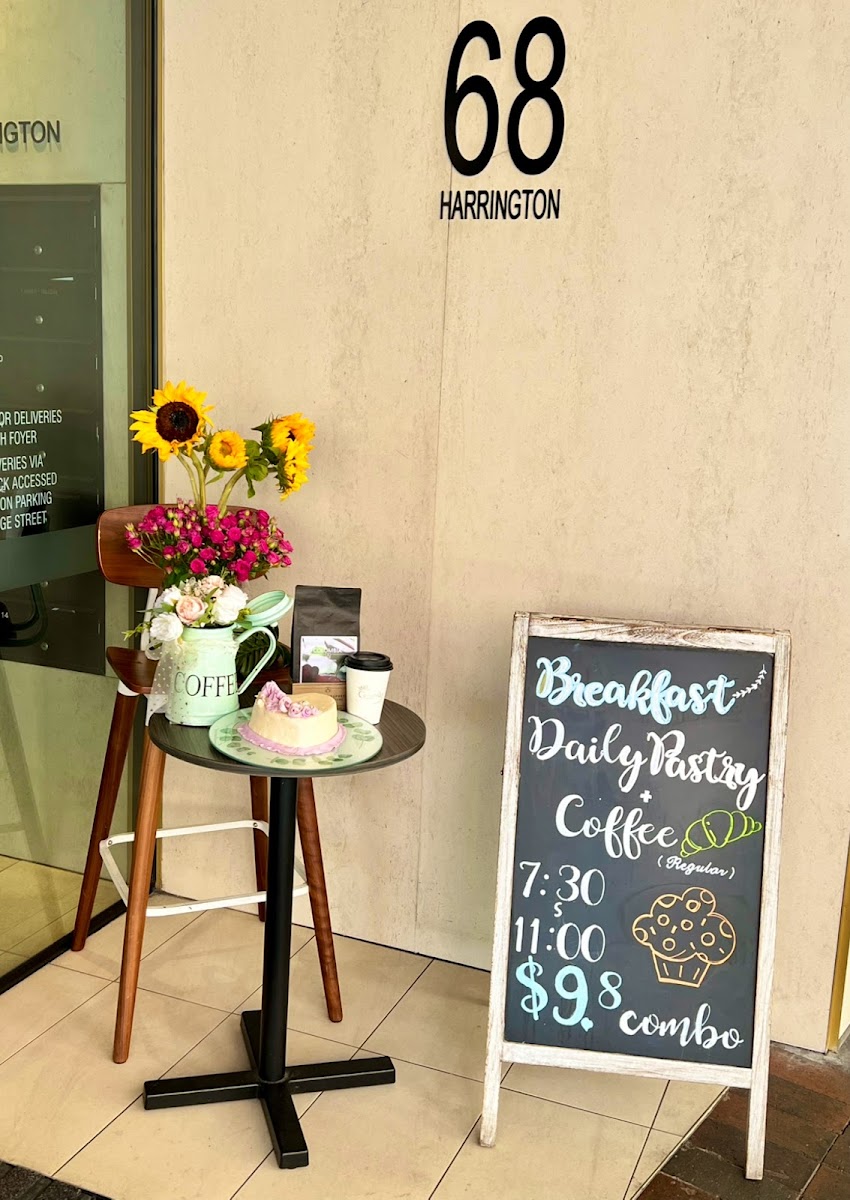 Gardenique by Garden Pastries @ The Rocks