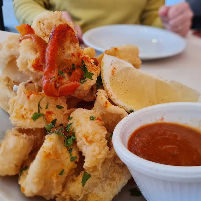 Ssquid Rings and Mild Hot Sauce