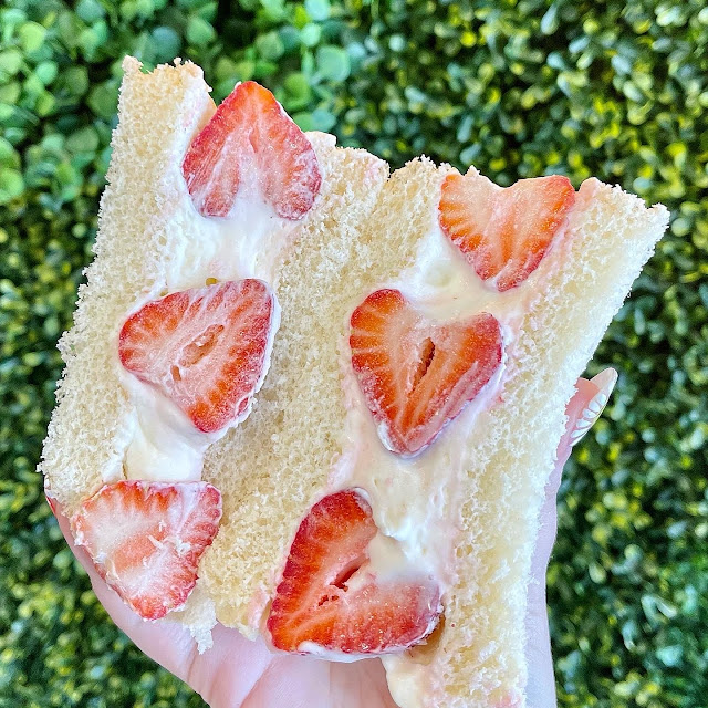 Strawberry Sando