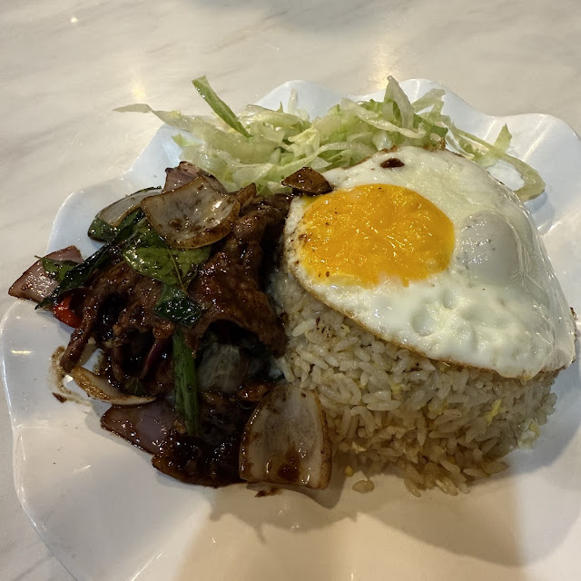 Nasi Black Pepper Daging Telur Mata