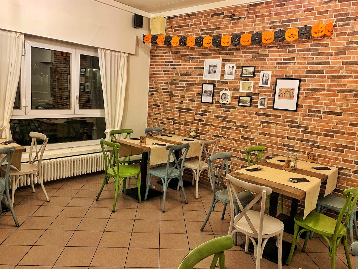 Bar Pizzeria Gufo Café