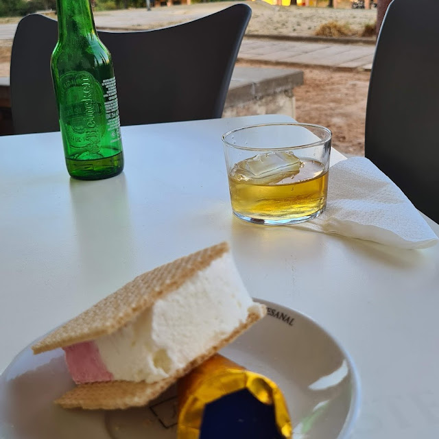 Helados Y Whisky
