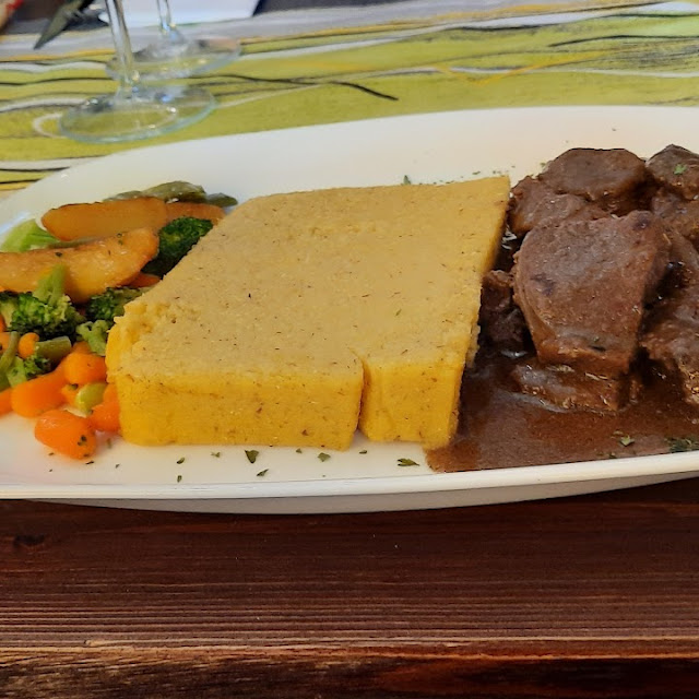 Cervo Con Polenta