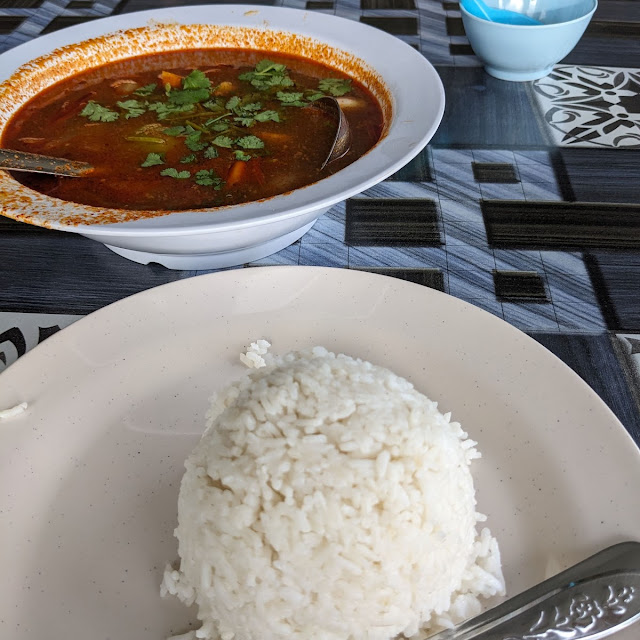 Nasi Padkapau Ayam