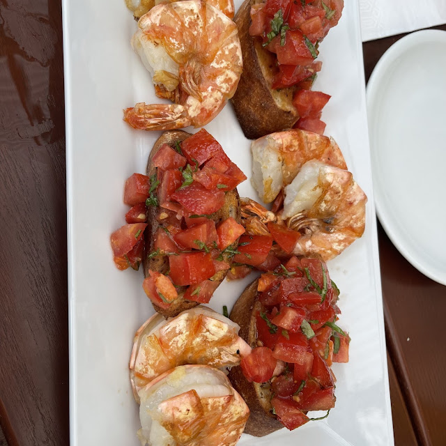 Bruschetta Mit Gebratenen Gambas