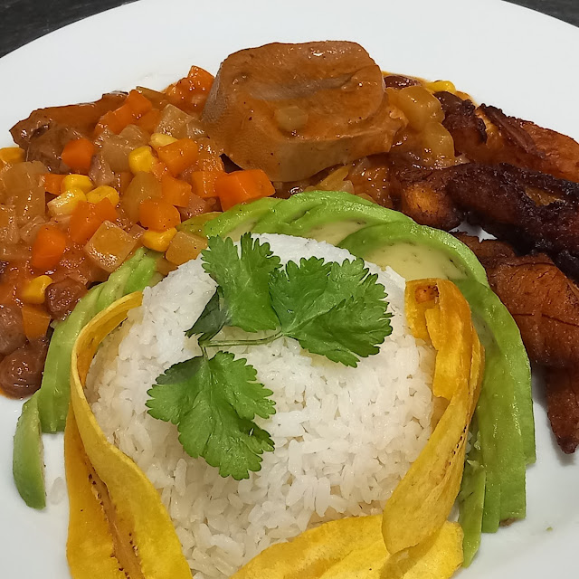 Lemgua En Salsa