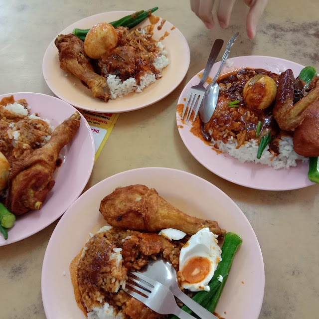 Nasi Kandar Deen Maju