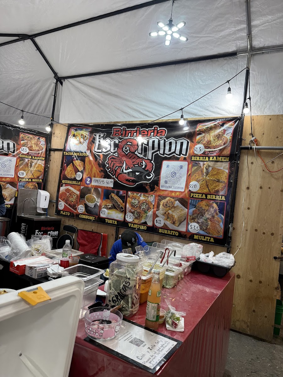 La Chancla Night Market