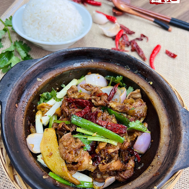 Spicy Slice Pork Belly Claypot