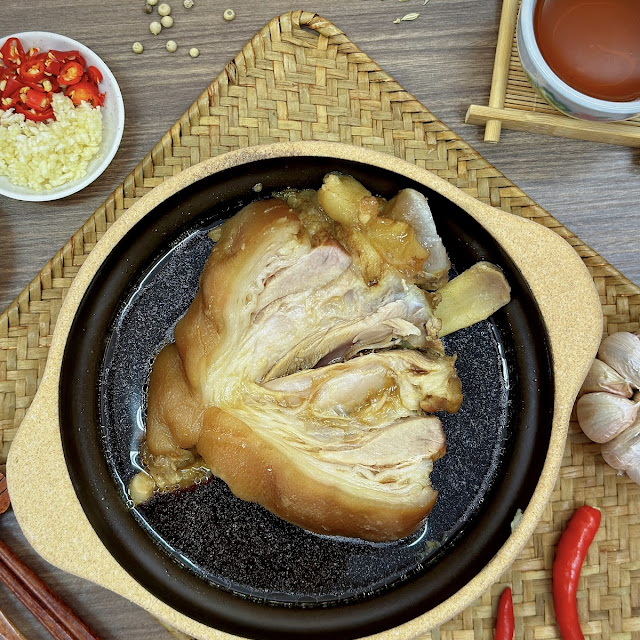 Famous Braised Pork Knuckle