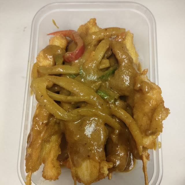 Skewers Chicken in Satay Sauce