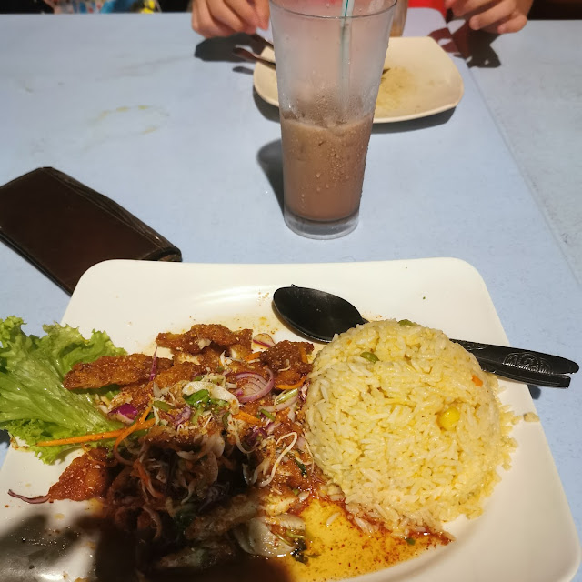 Nasi Goreng Yam Kai Sep