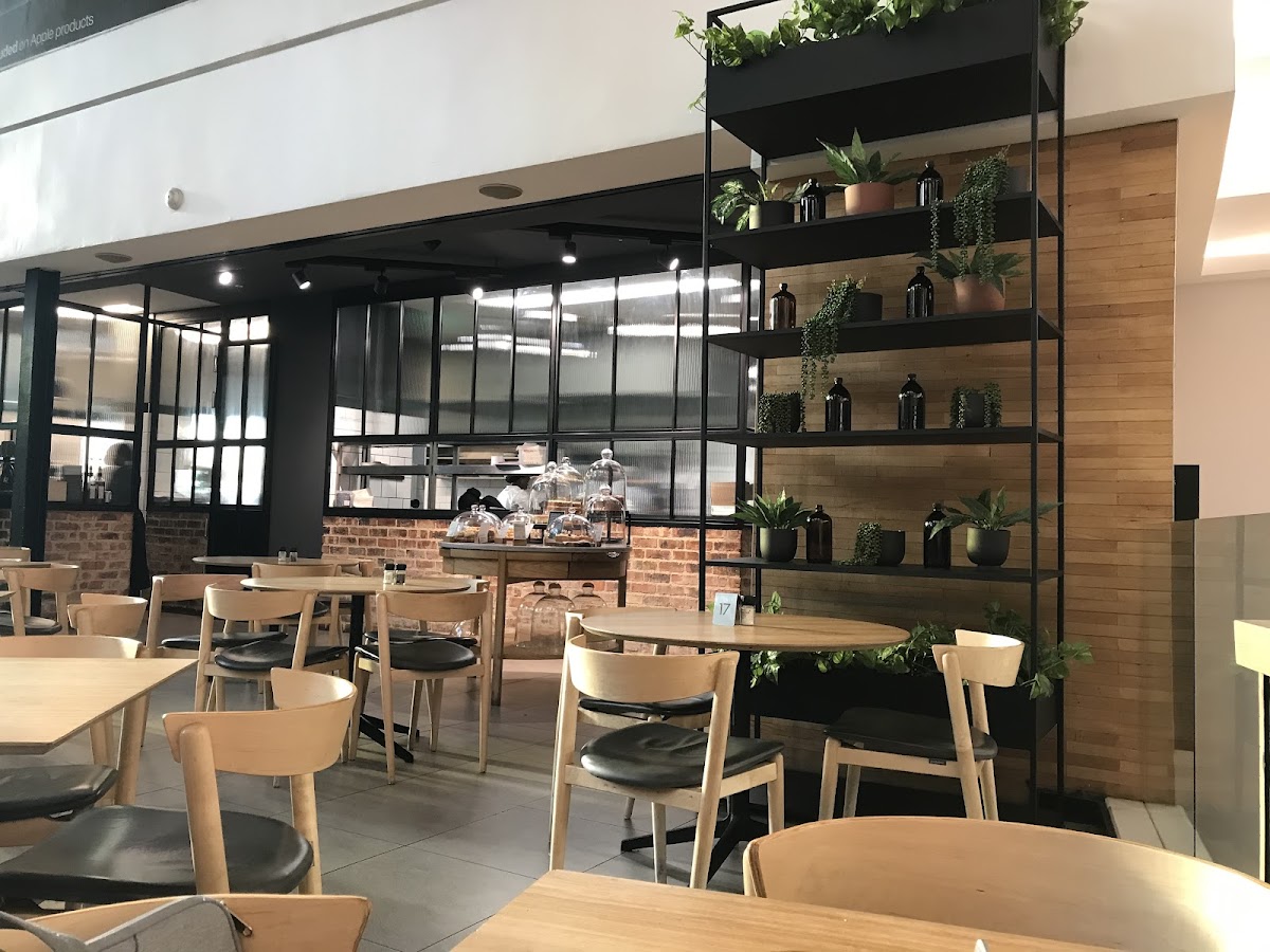 Woolworths Cafe
