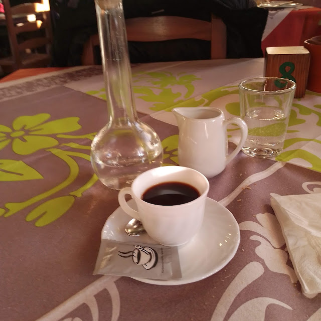 Caffe Di Moka E Grappa Bianca A Parte