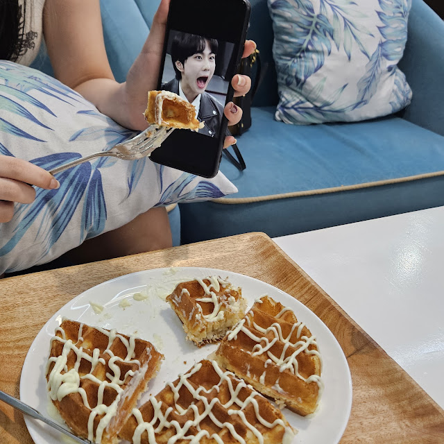 Four Cheese Special Waffle