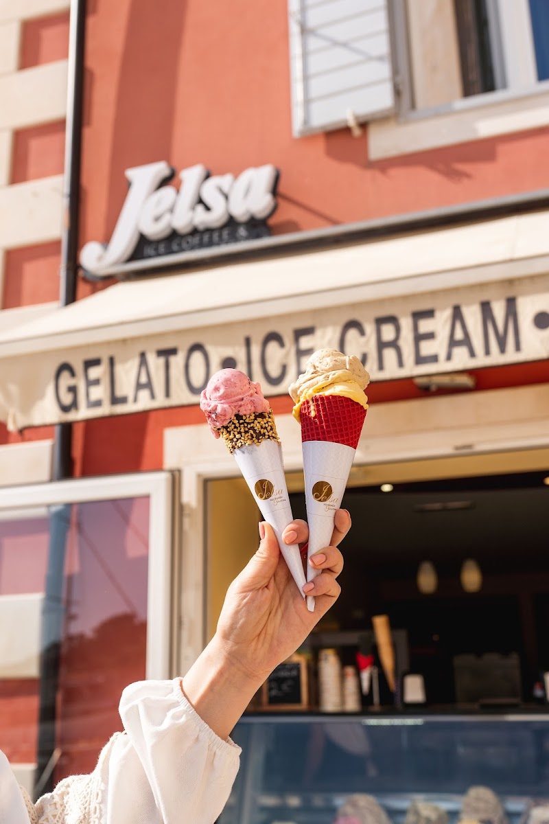 Jelsa Slastičarnica Gelateria Ice Caffe