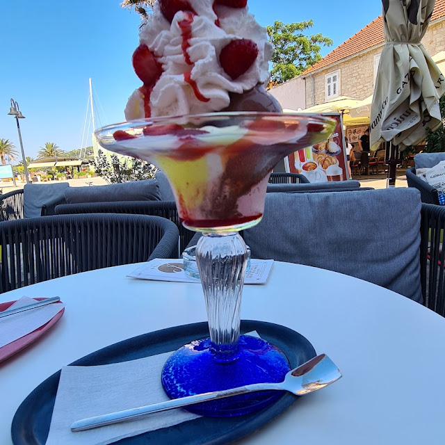 Strawberry Cup