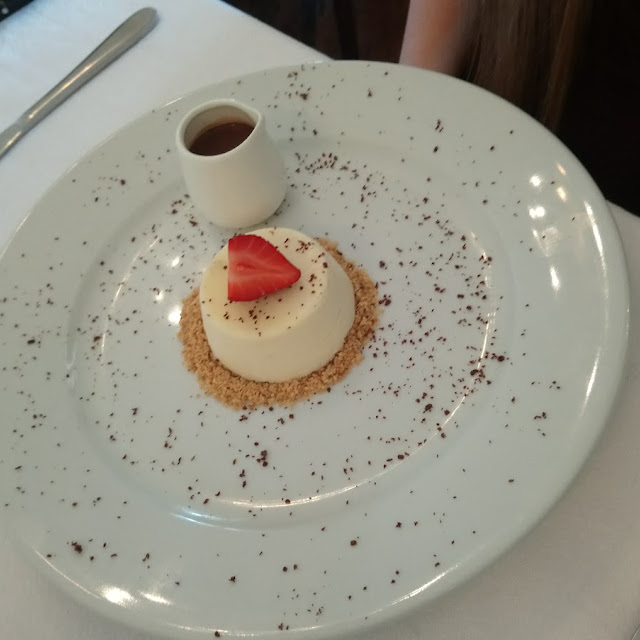 Vanilla Ice Cream with Chocolate Sauce