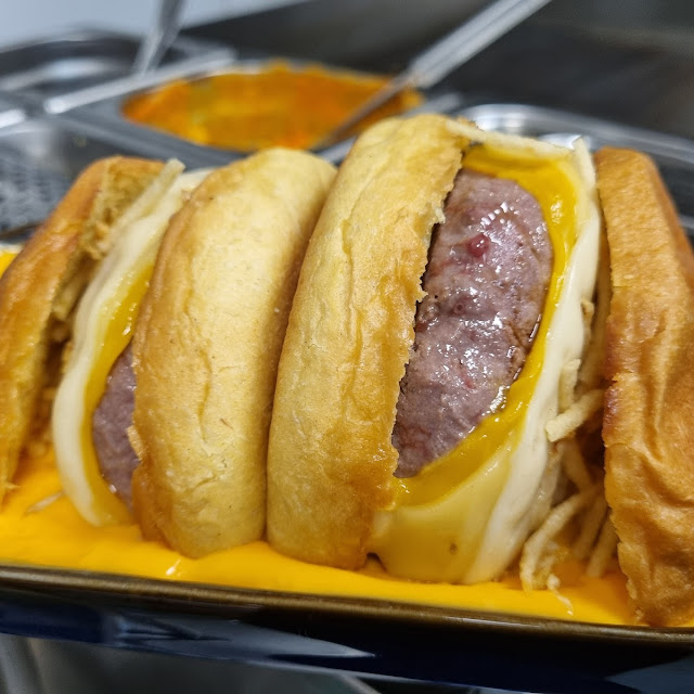 Hamburguesa Tres Quesos