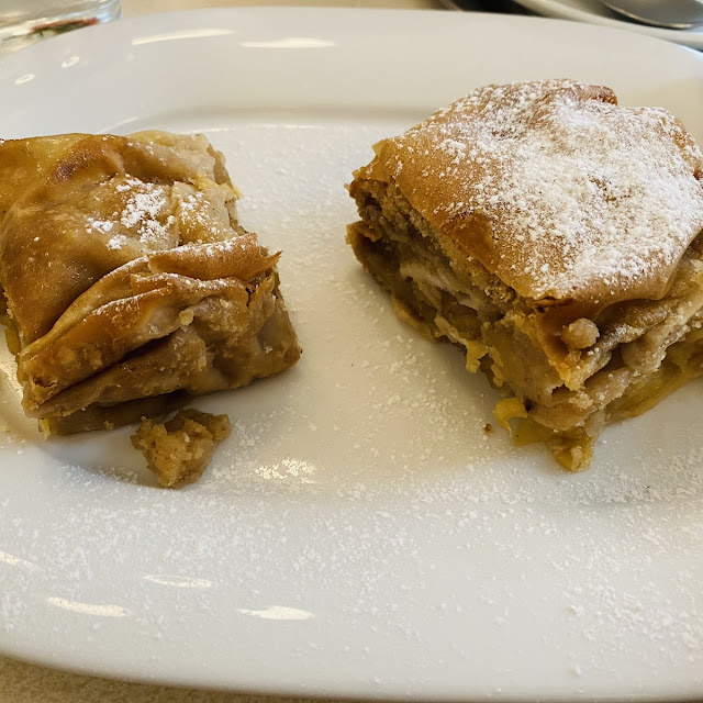 Apfelstrudel
