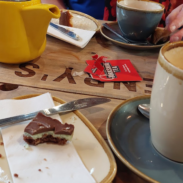 Coffee and Peppermint Slice