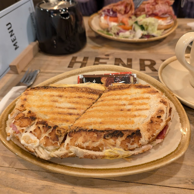 Grilled Bacon Sandwich
