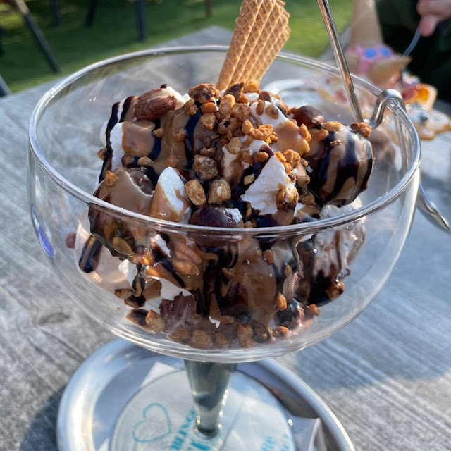 Rocher Eisbecher