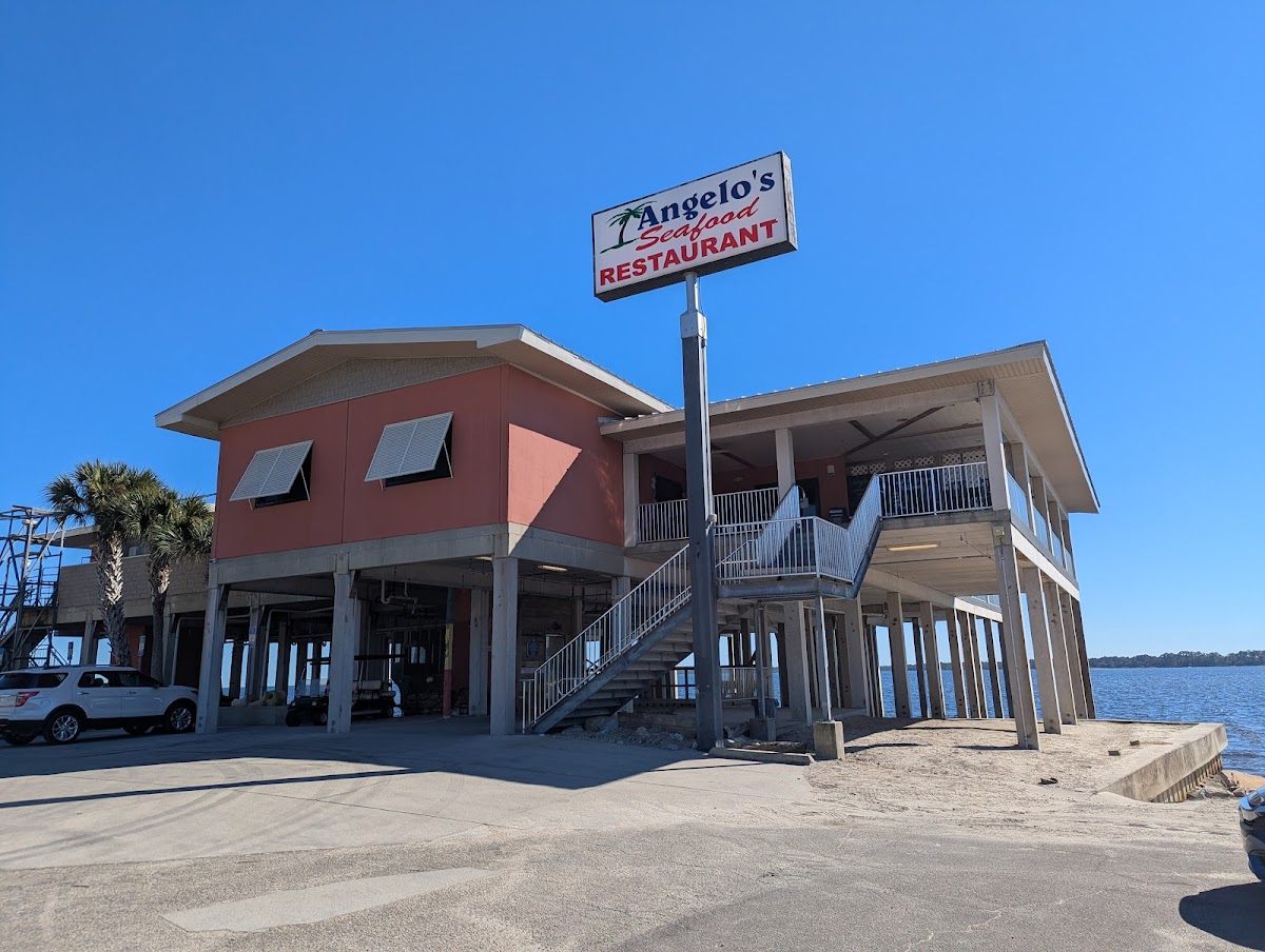 Angelo's Seafood Restaurant