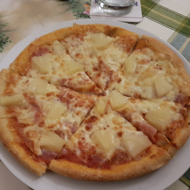 Pizza Hawaii