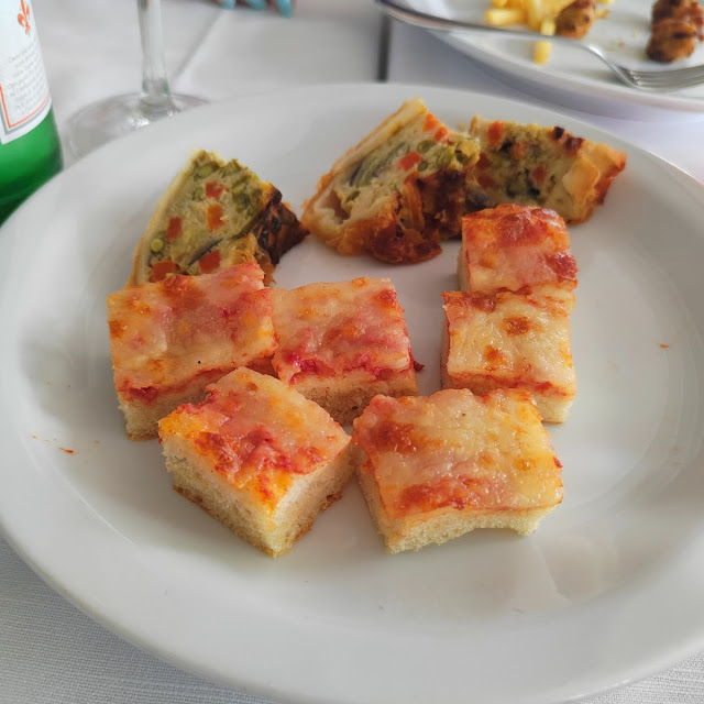 Pizza E Torta Salata A Qiadretti