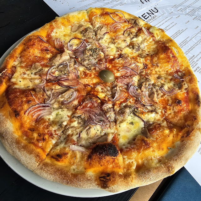 Pizza Tonno