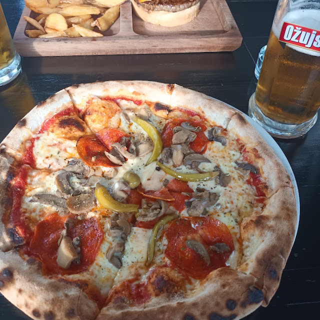 Pizza & Burger Klasik