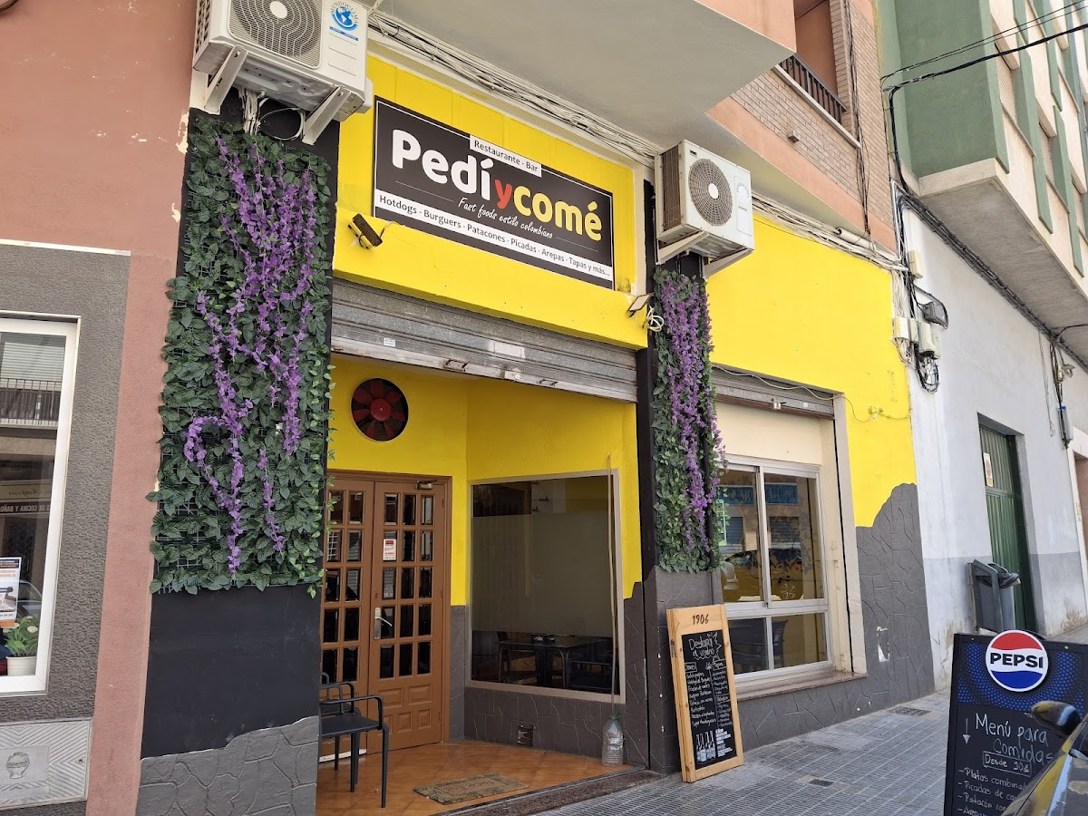 Pedí y Comé Fast Foods