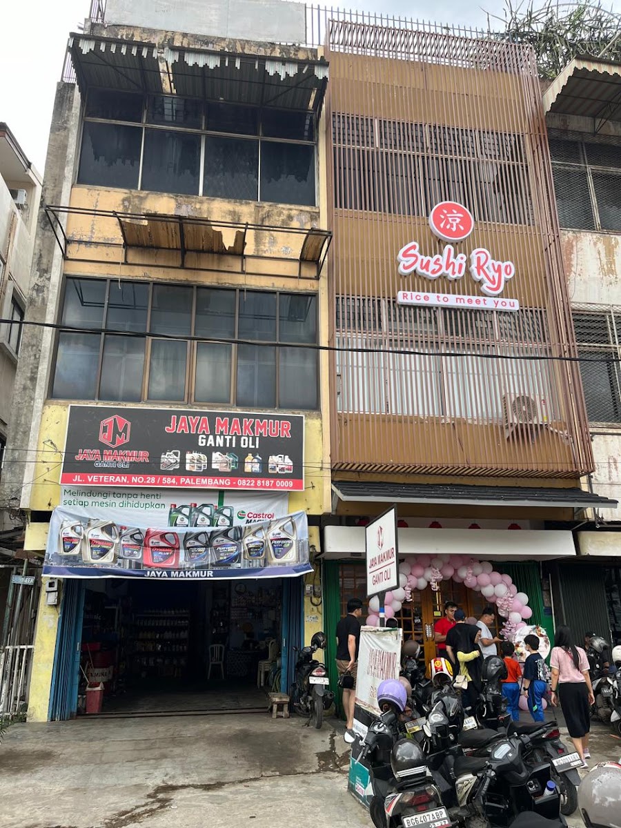 Pecel Lele Ayo Mampir Veteran