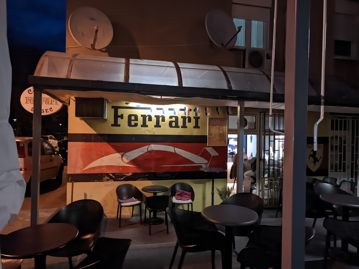 Caffe bar 'Ferrari'