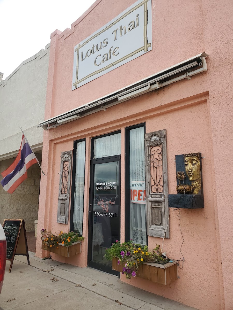 Lotus Thai Cafe