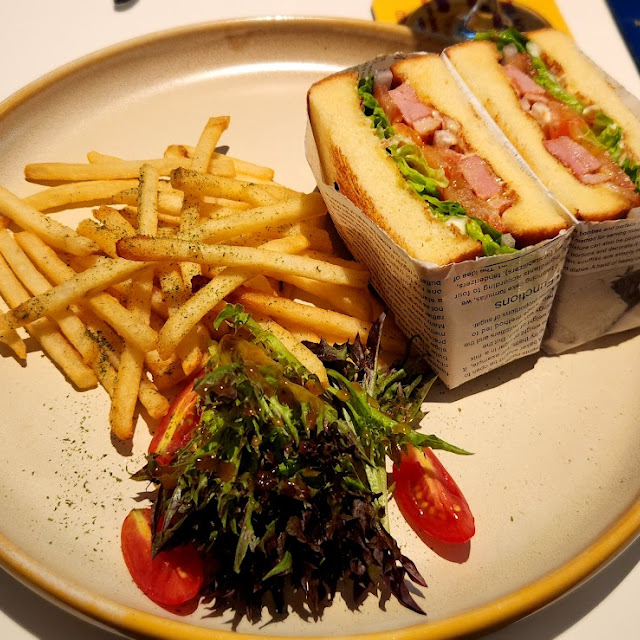 Smoked Duck Sandwich