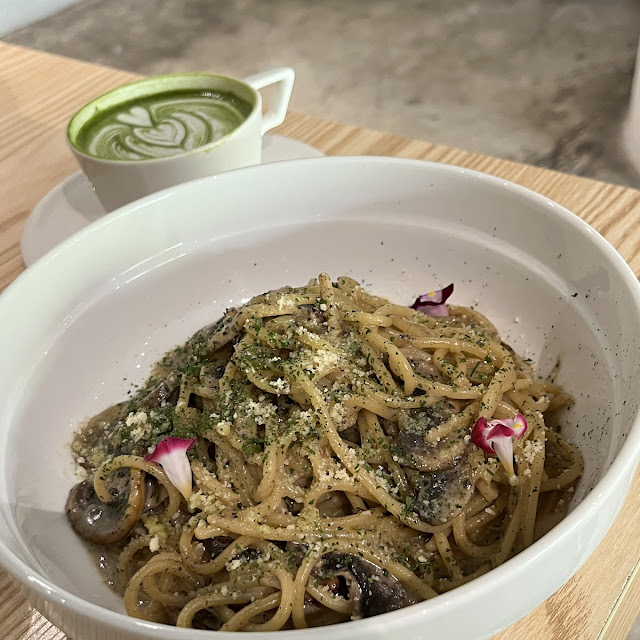 Truffle Mushroom Spaghetti