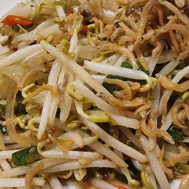 Toge Ikan Asin