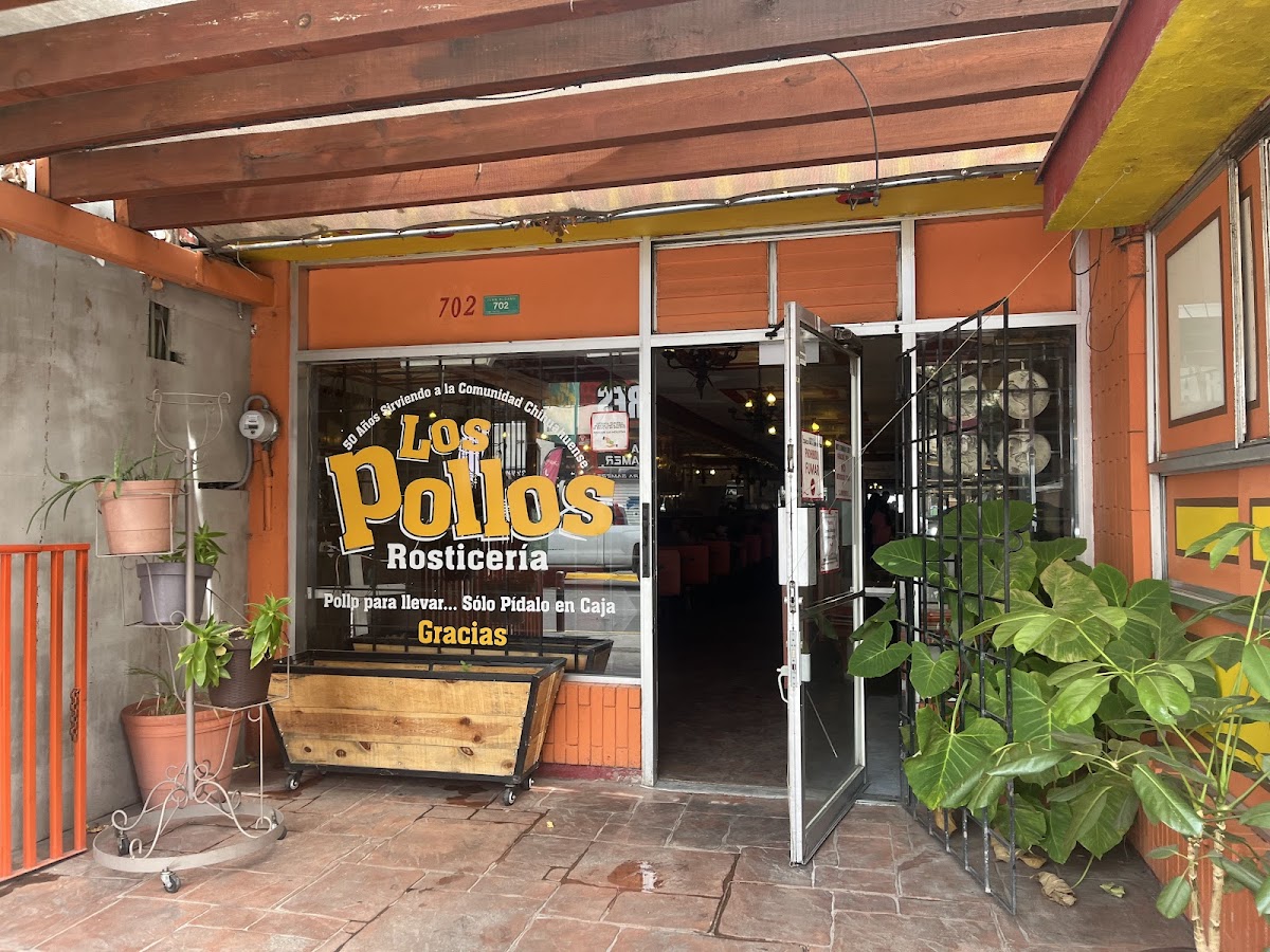 Rosticería Los Pollos