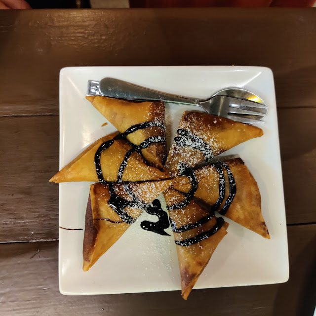 Samosa Fritti Alla Banana