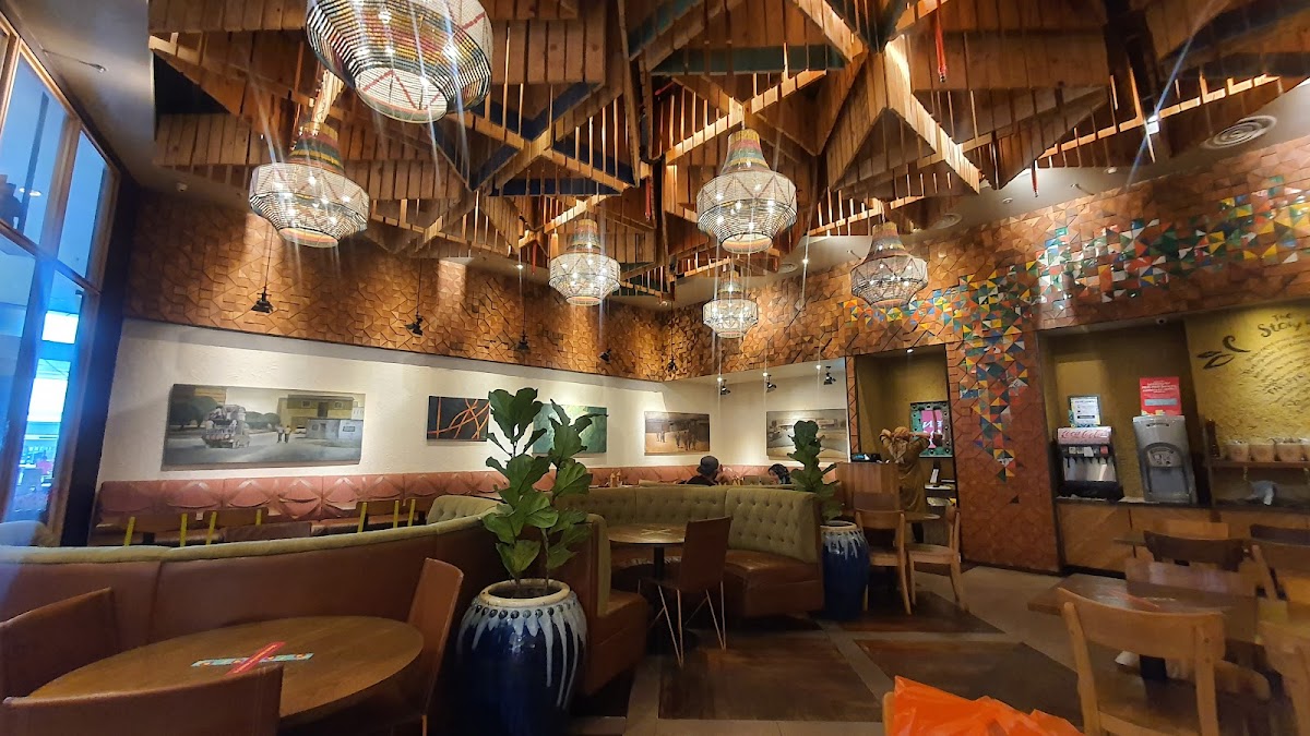 Nando's Aman Central