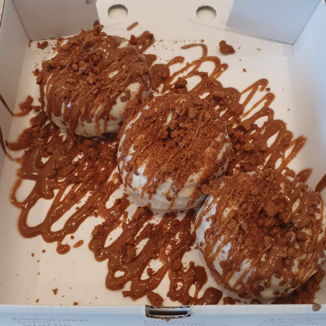 Banging Biscoff Cronuts