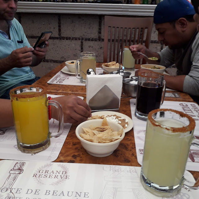 Frijolitos Con Tostadas