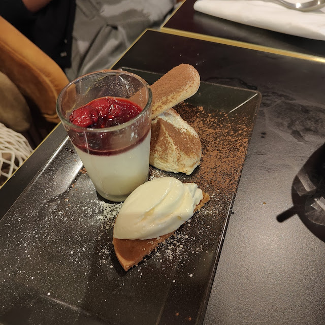 Café Gourmand