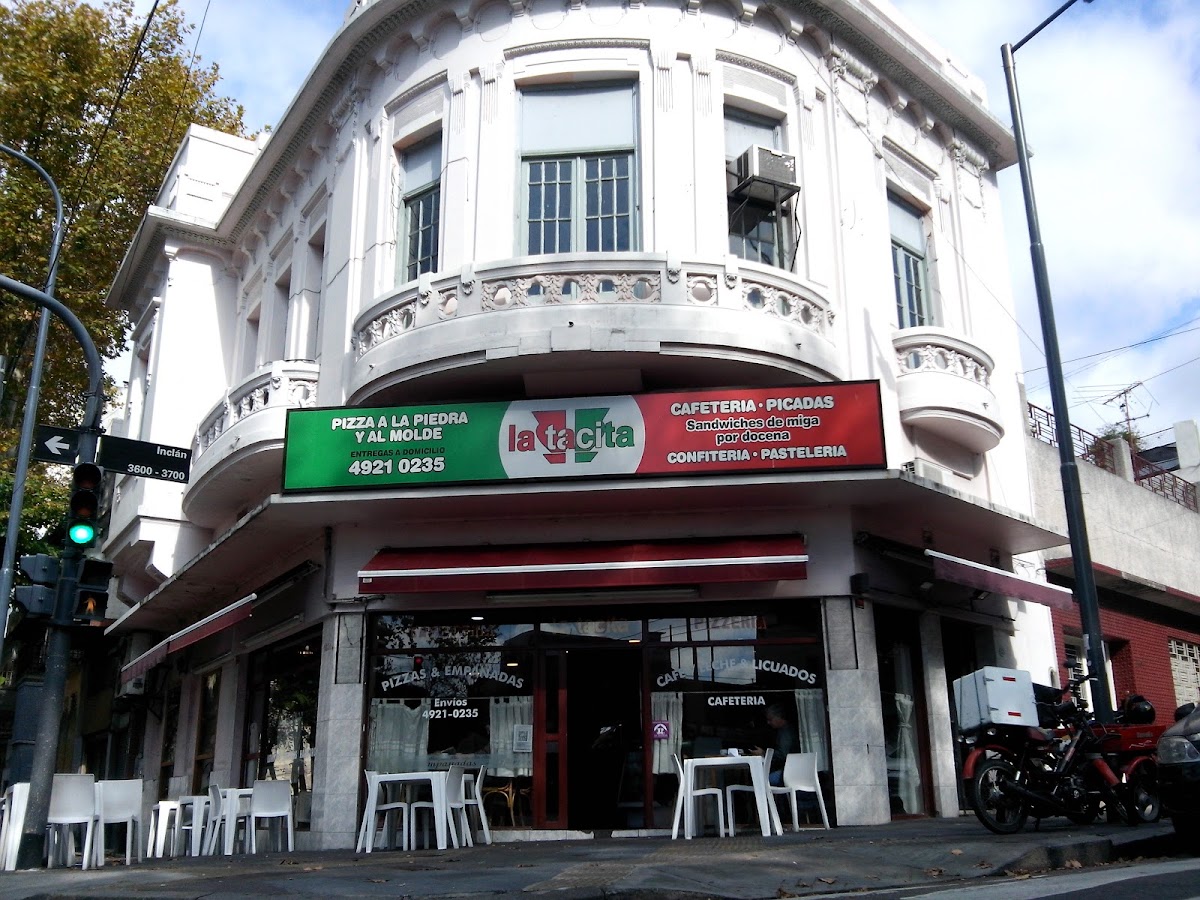 Pizzería La Tacita