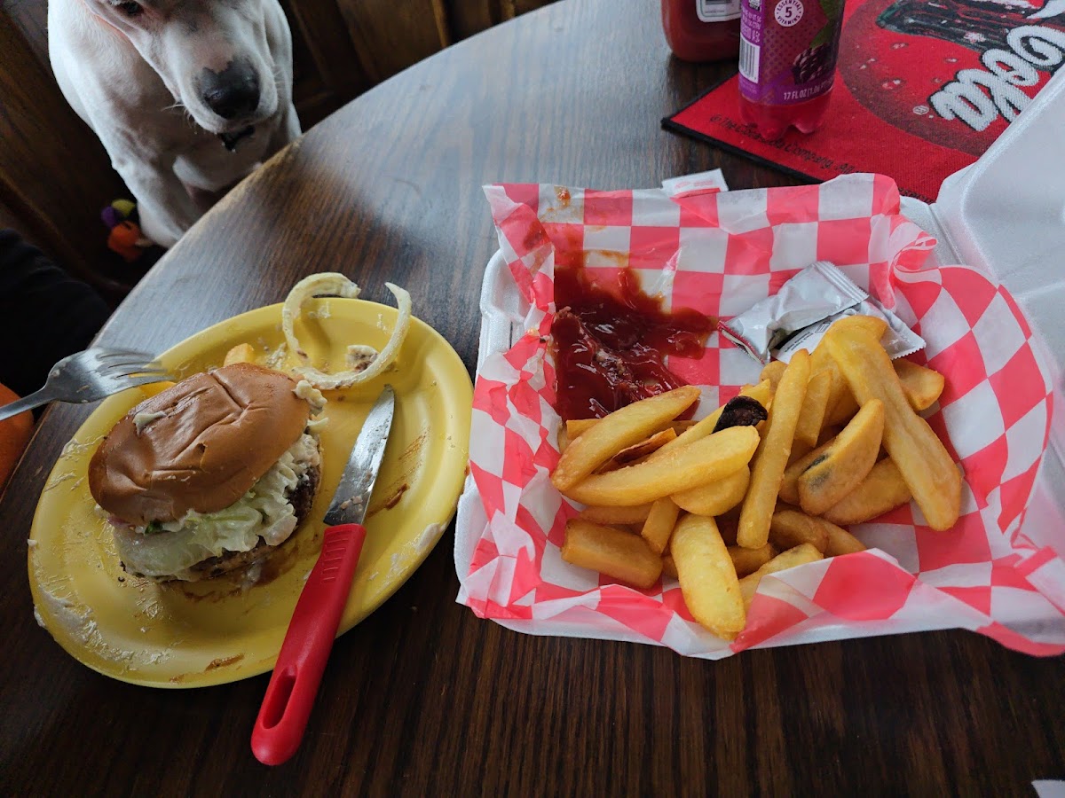 Felicity Red Zone Neighborhood Wings & Burgers