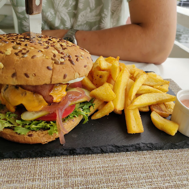 Melin Burger