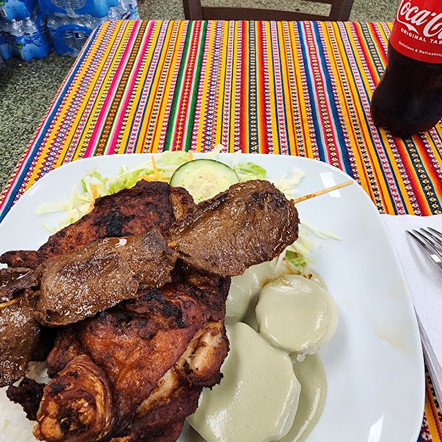 Pollada Con Anticucho
