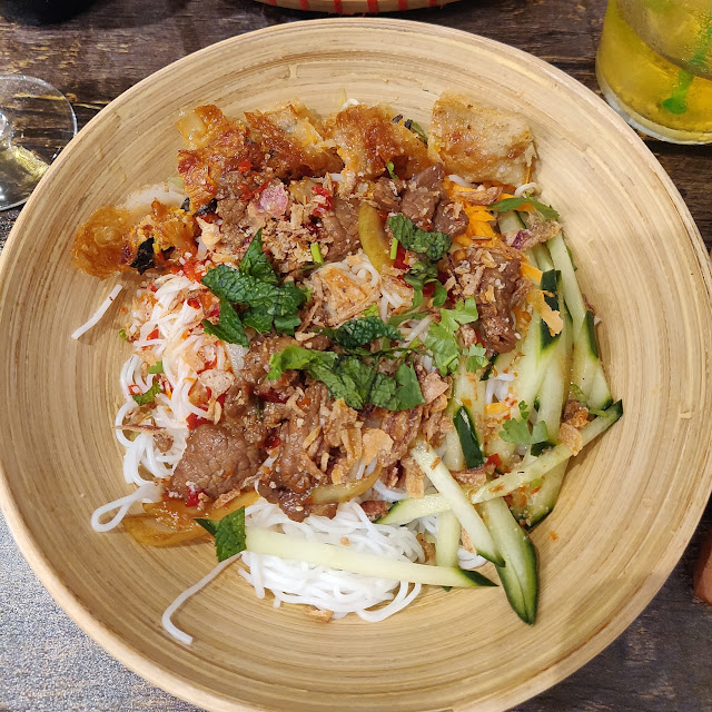 Bun Bo Cha Gio